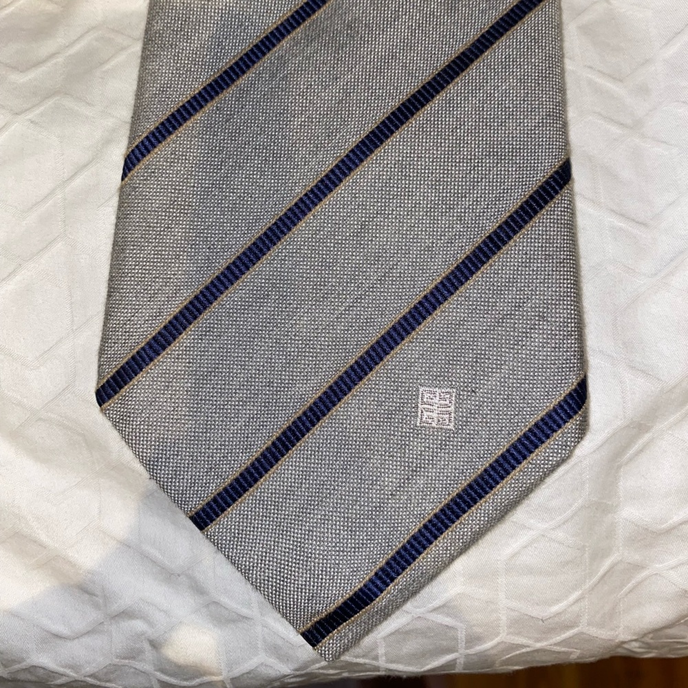Givenchy men’s tie
